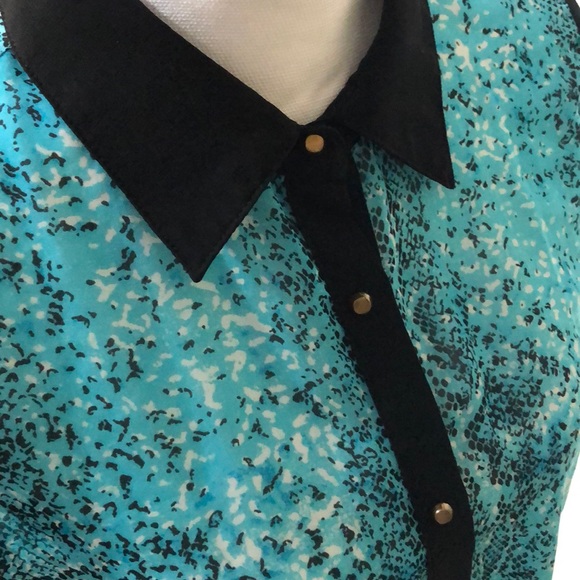 BCBGMaxazria tunic top - Picture 3 of 5